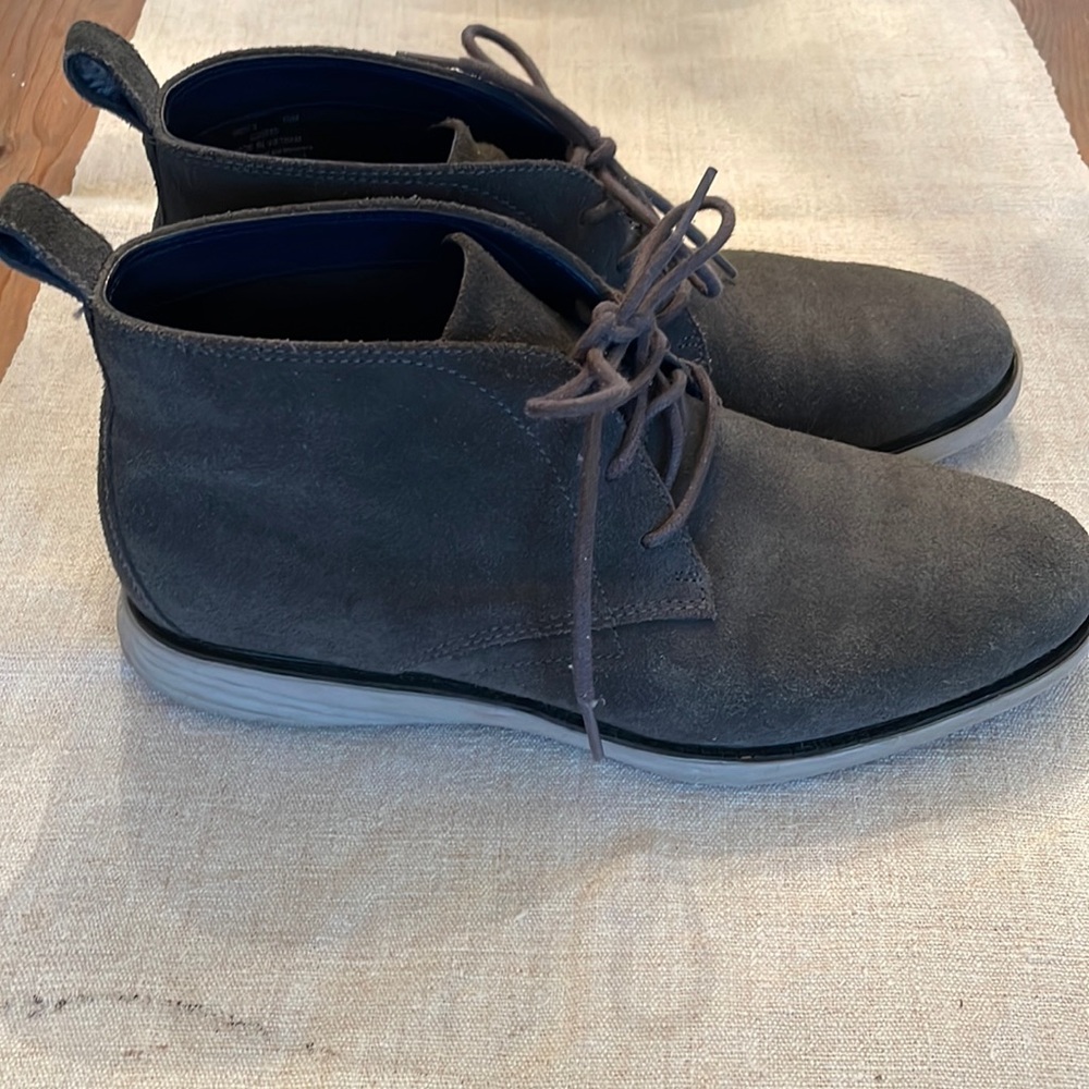 Men’s shoe high top boots